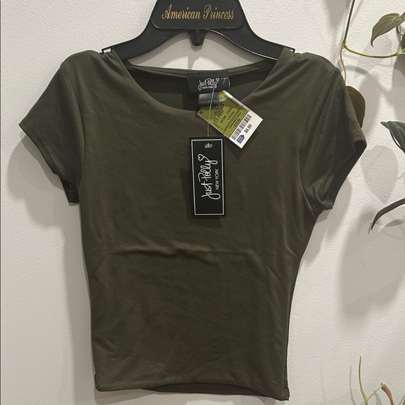 ℬ𝓊𝓃𝒹𝓁ℯ ℴ𝒻 ℴ𝓁𝒾𝓋ℯ 𝒶𝓃𝒹 𝓉ℯ𝒶𝓁 𝓉ℴ𝓅𝓈 ꨄ︎ - Picture 5 of 7